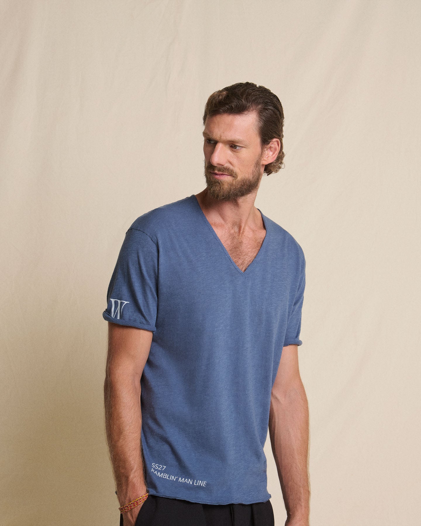 V NECK GRAPHIC TEE - JUST A GLIMMER