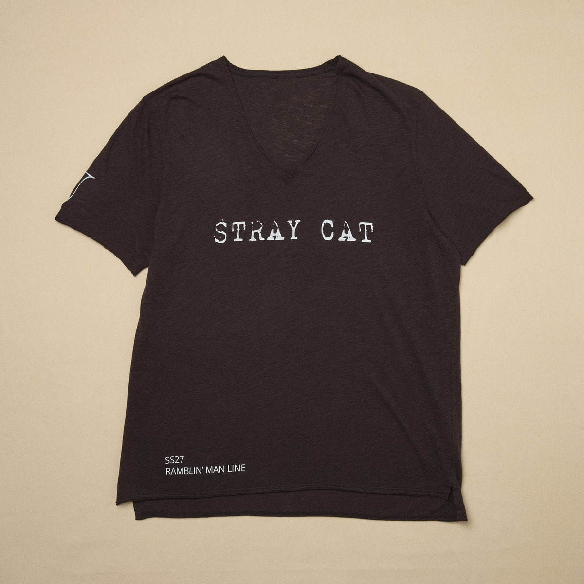 CREW NECK GRAPHIC TEE - STRAY CAT