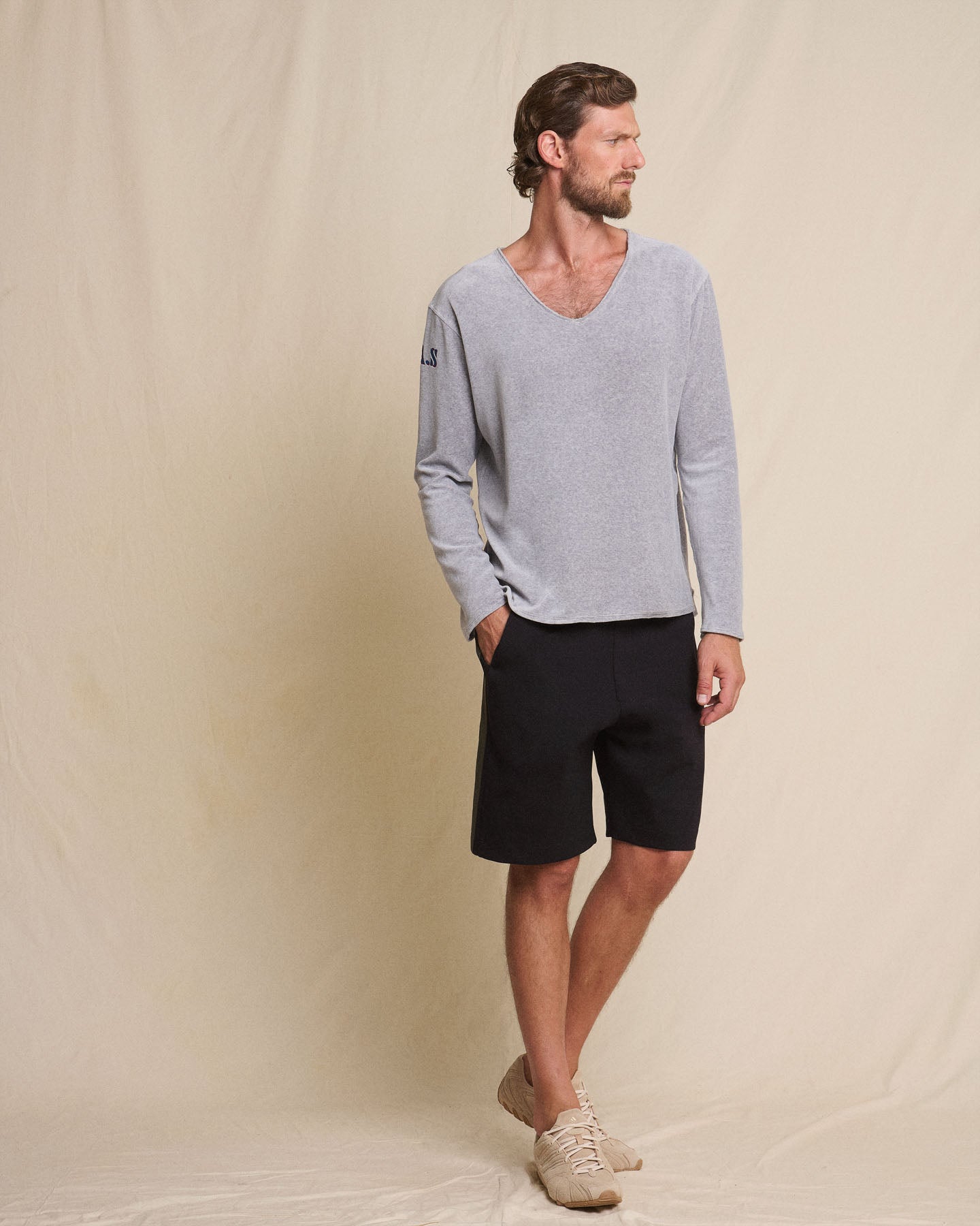 LONG SLEEVE T SHIRT