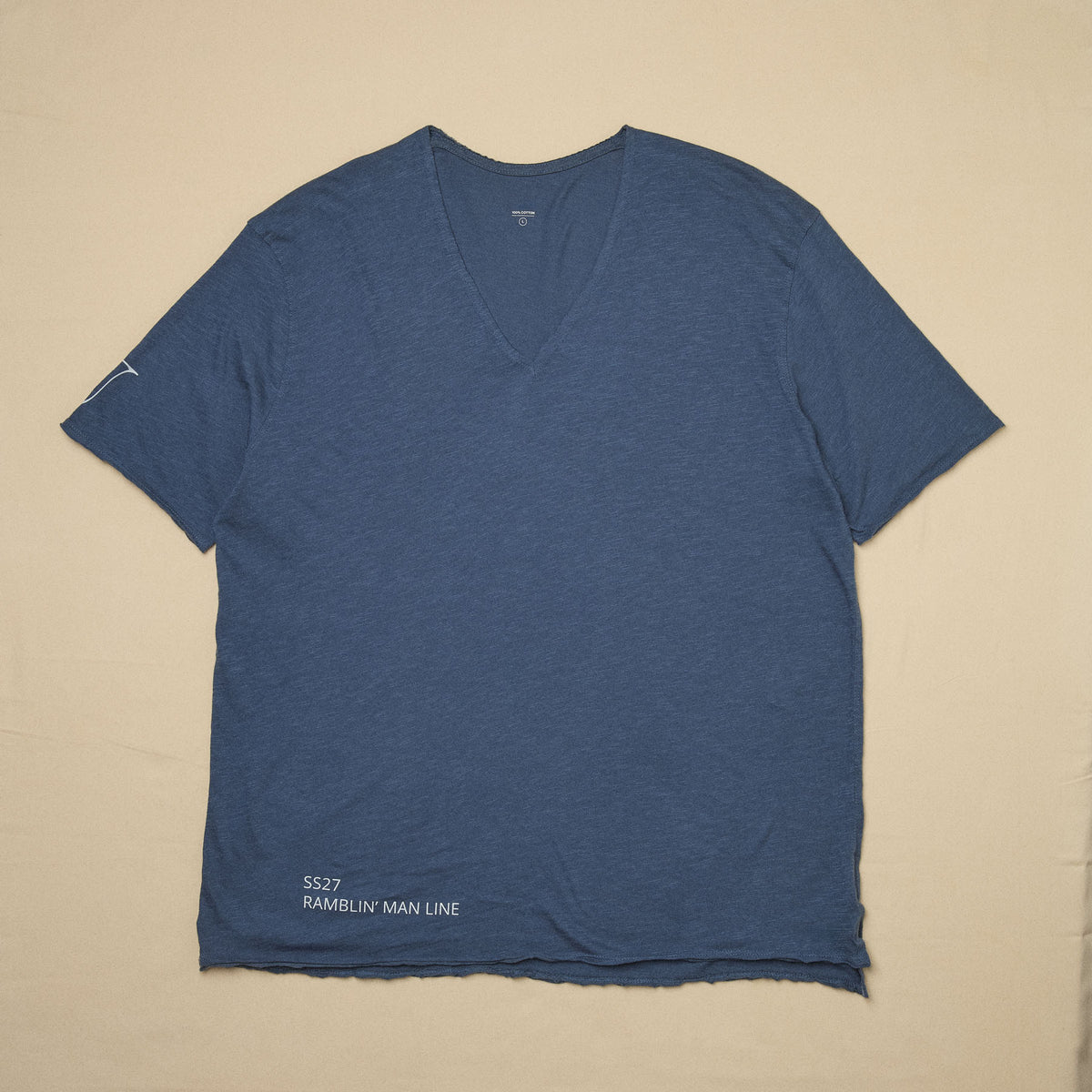 V NECK GRAPHIC TEE - JUST A GLIMMER